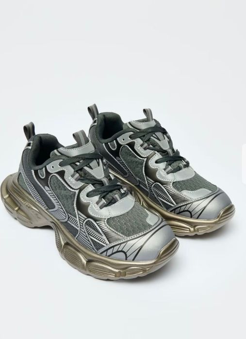 Маратонки(сникърси)