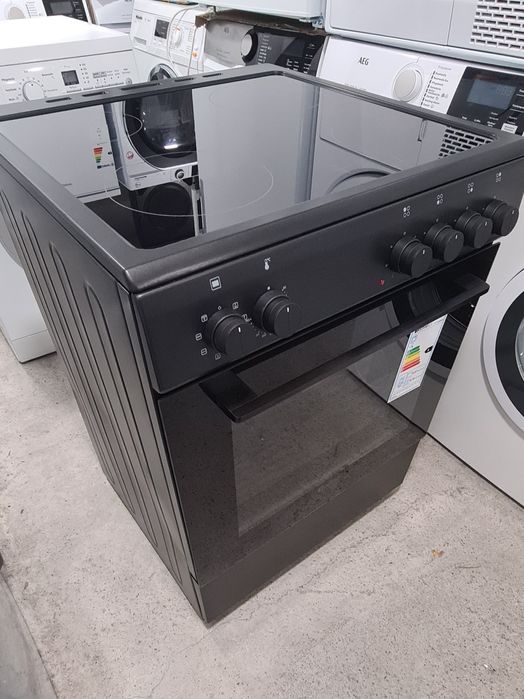 Чисто Нова свободностояща печка TECHNOLUX  Клас А