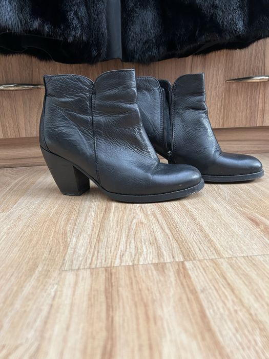 Боти естествена кожа