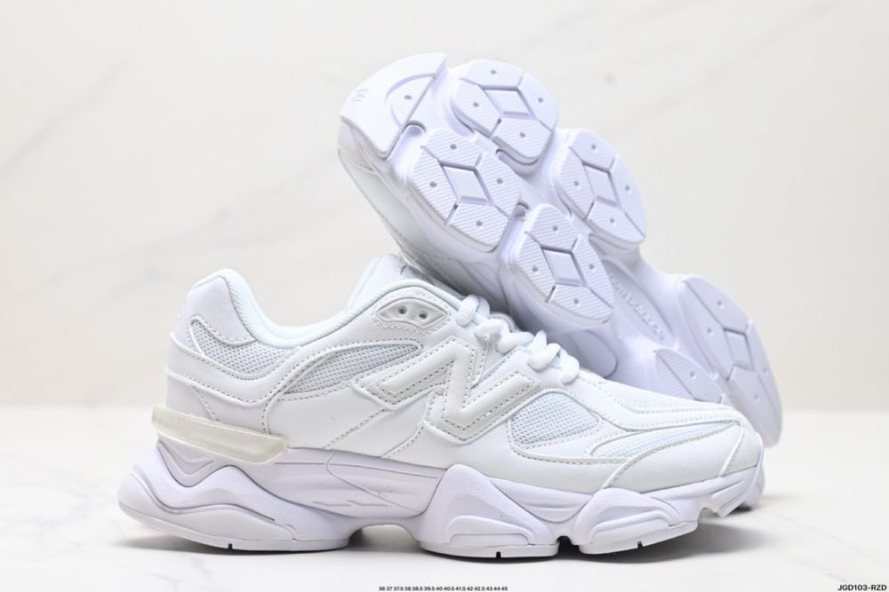 New Balance 9060 - Triple White