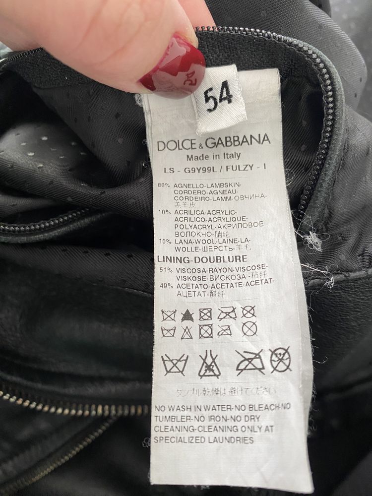 Geaca din piele  Dolce & Gabbana marimea 54 Originala