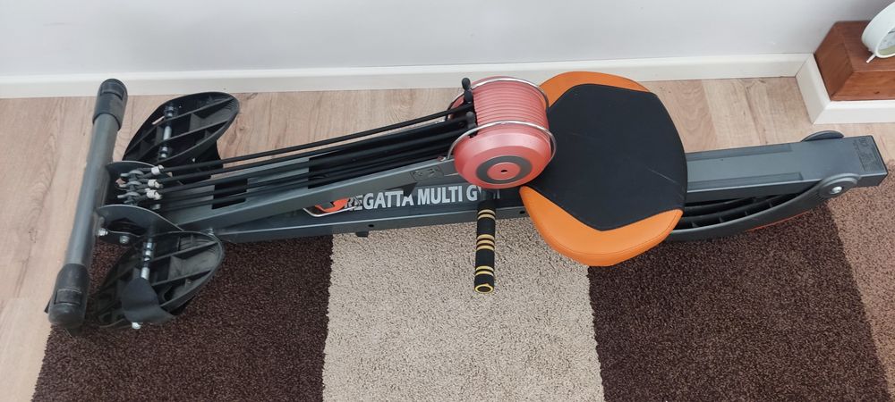 Aparat fitness de vâslit