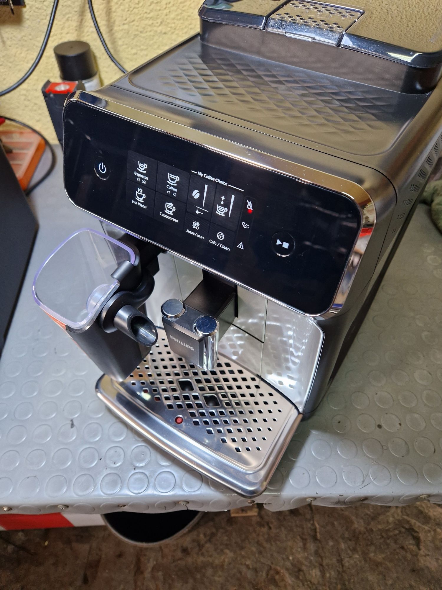 Кафеавтомат Philips - EP2232/40 LatteGo