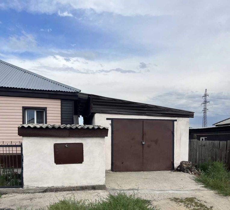 На длительный срок в аренду частный дом в казахфильме