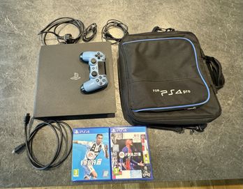 Playstation 4 Pro - 1 TB