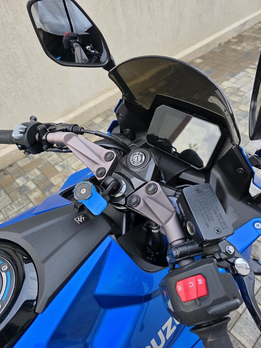 Suzuki GSX-8R 2024, 7800+ km, Garantie pana in 2028