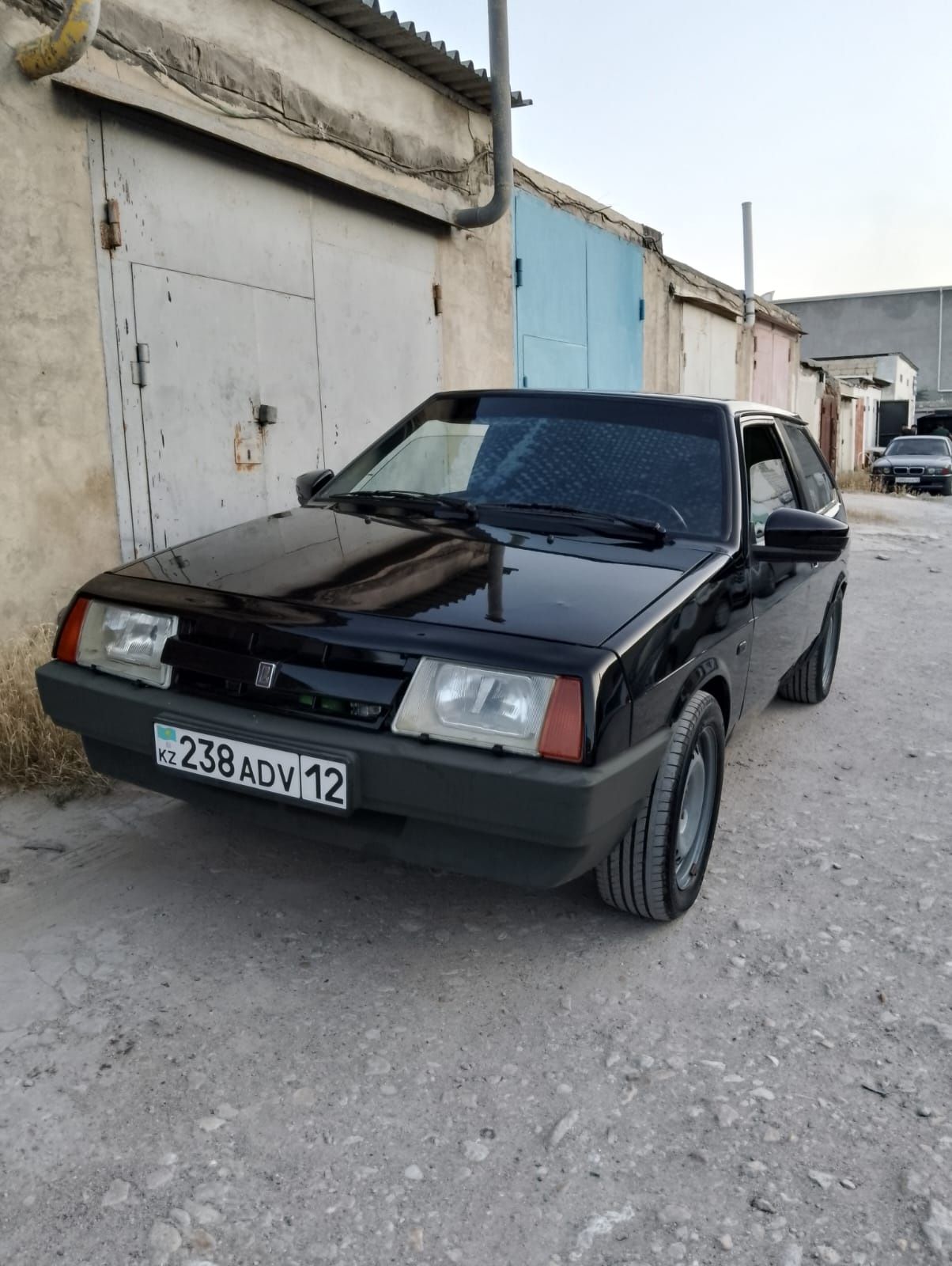 Продам живую из девяностых