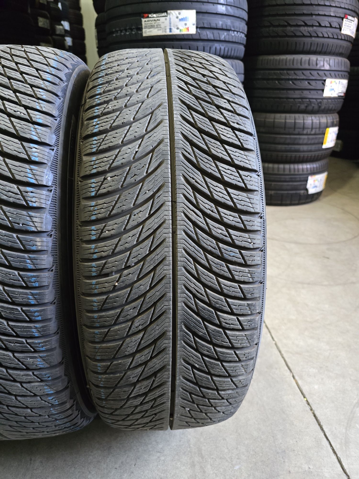235/55/19 MICHELIN 4бр