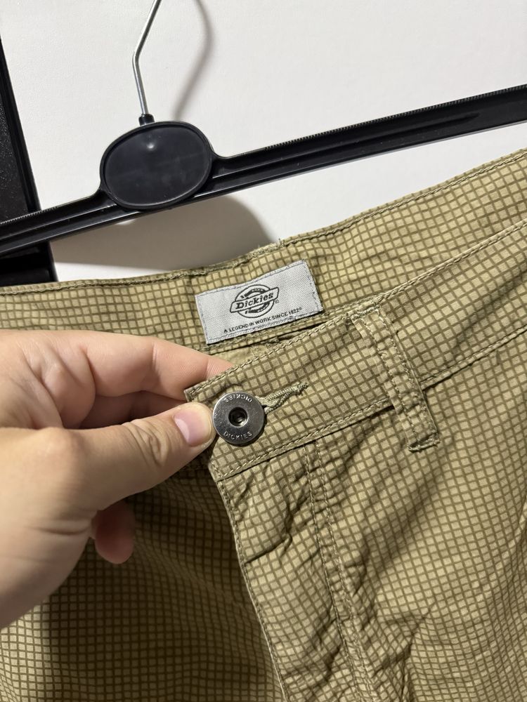 Pantaloni Scurți Dickies  Mărime: L