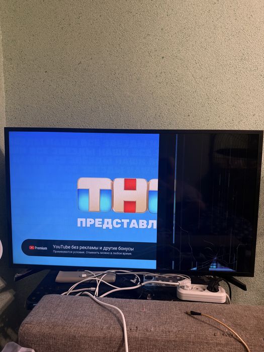 Телевизор с коробкой