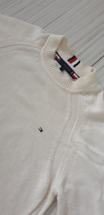 Tommy Hilfiger Wool Mens Size L НОВО! ОРИГИНАЛ! Мъжки Вълнен Пуловер!