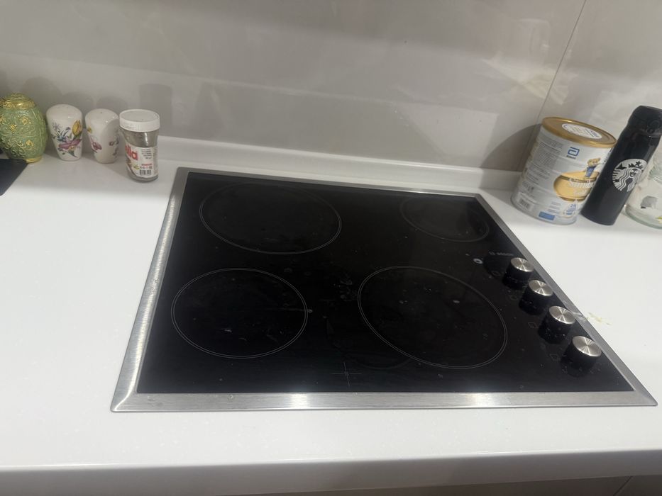 Продам 4х камфорную варочную поверхность марки Bosch