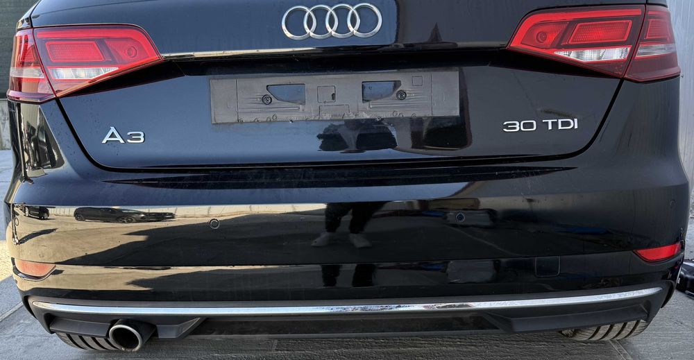 Bara spate Audi A3 8V