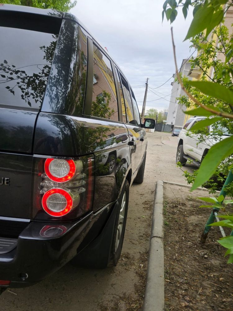 Продам Land Rover Range Rover 4.4