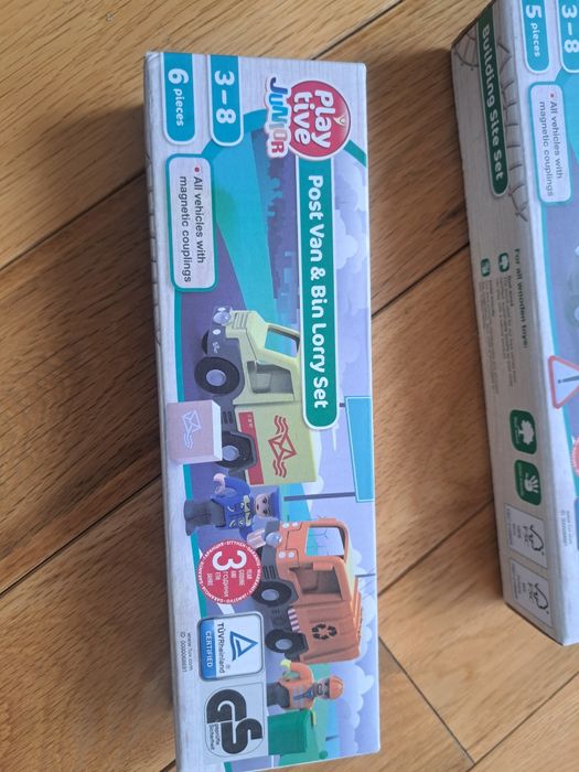 Комплекти автомобили за игра с магнитни съединители