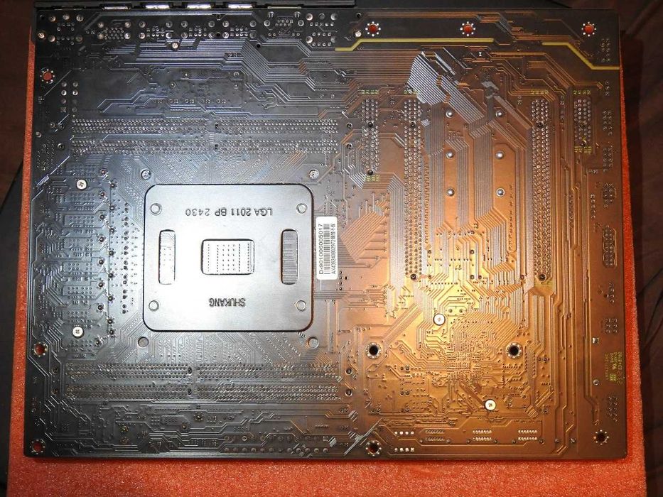 Placa de baza x99-Machinist MR9A PRO.Defecta dar reparabila+cpu bonus