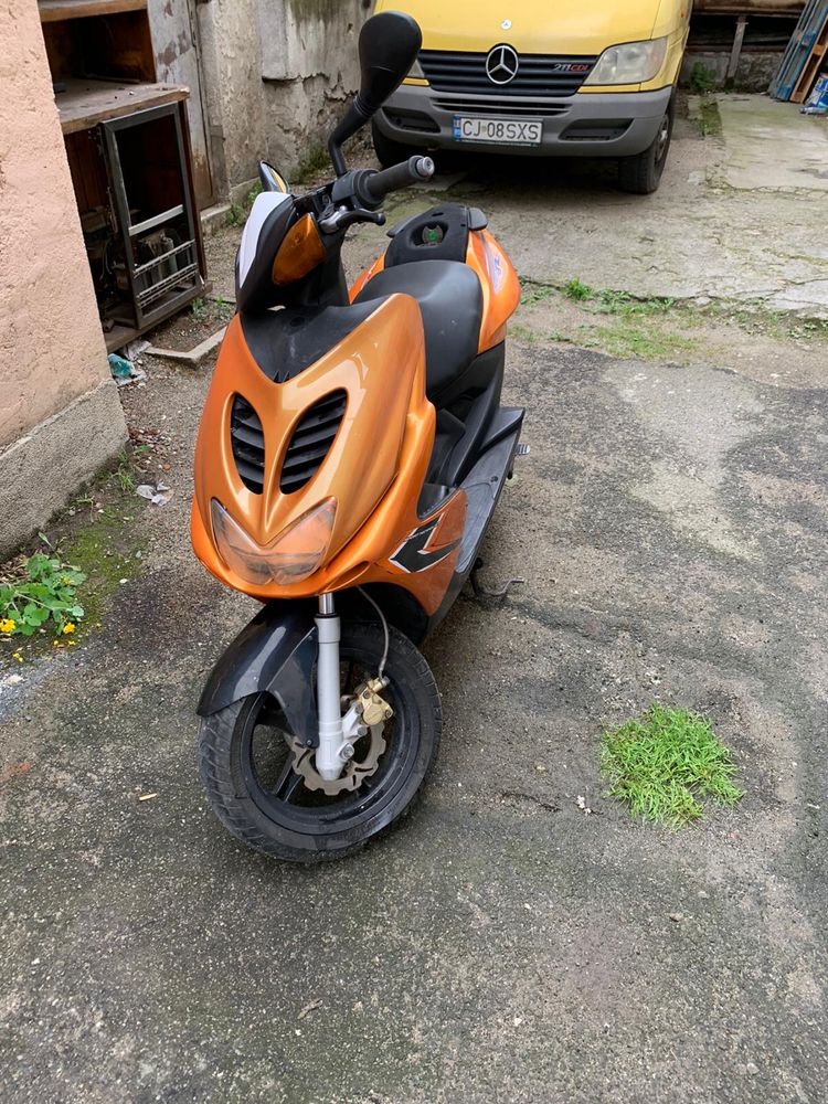 Vand Scooter Yamaha Aerox - Unic Proprietar