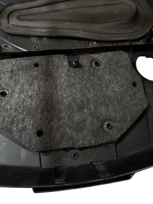 Capac motor (ornament) BMW 5 F10 2009 - 2016