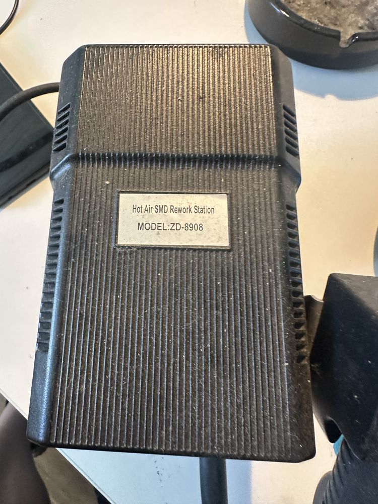 Statie lipire aer clad ZD-8908 foarte putin folosita