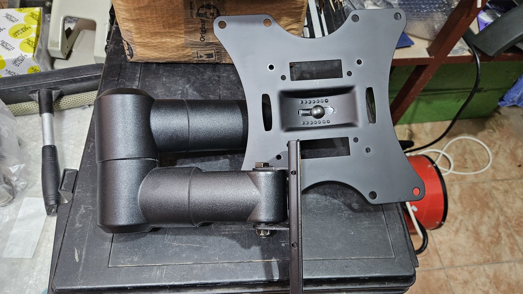 Tv medion 21,5 inch 12v