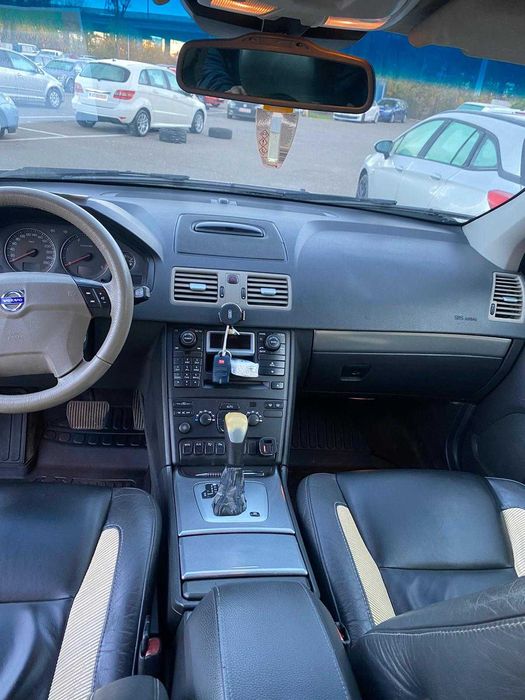 Volvo XC90 Autoutilitara