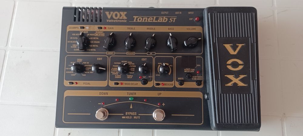 Tonelab ST VOX made in Vietnam