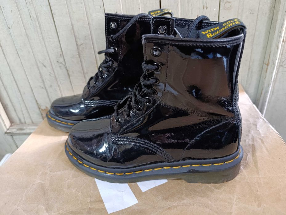 ''Dr. Martens 1460 W''оригинални боти 37 номер