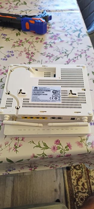 Router wireless  wifi Huawei HG8247H