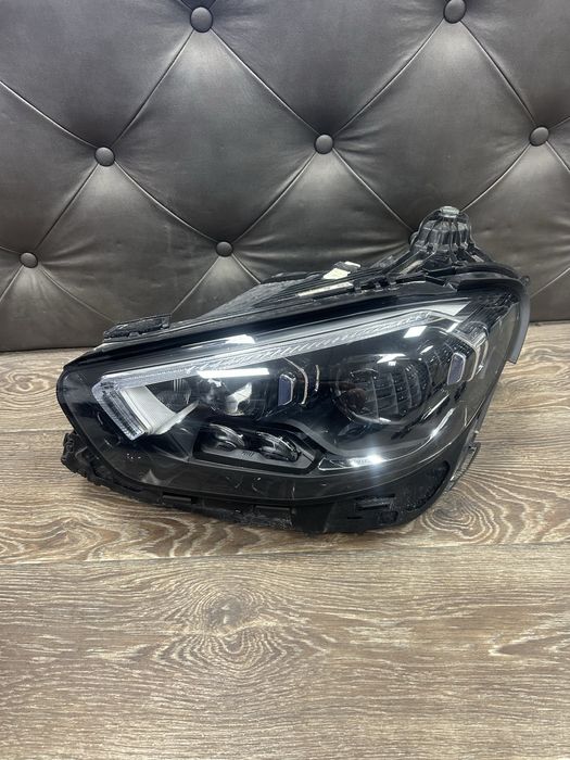 Mercedes W213 facelift фейс e class фар фарове ляв