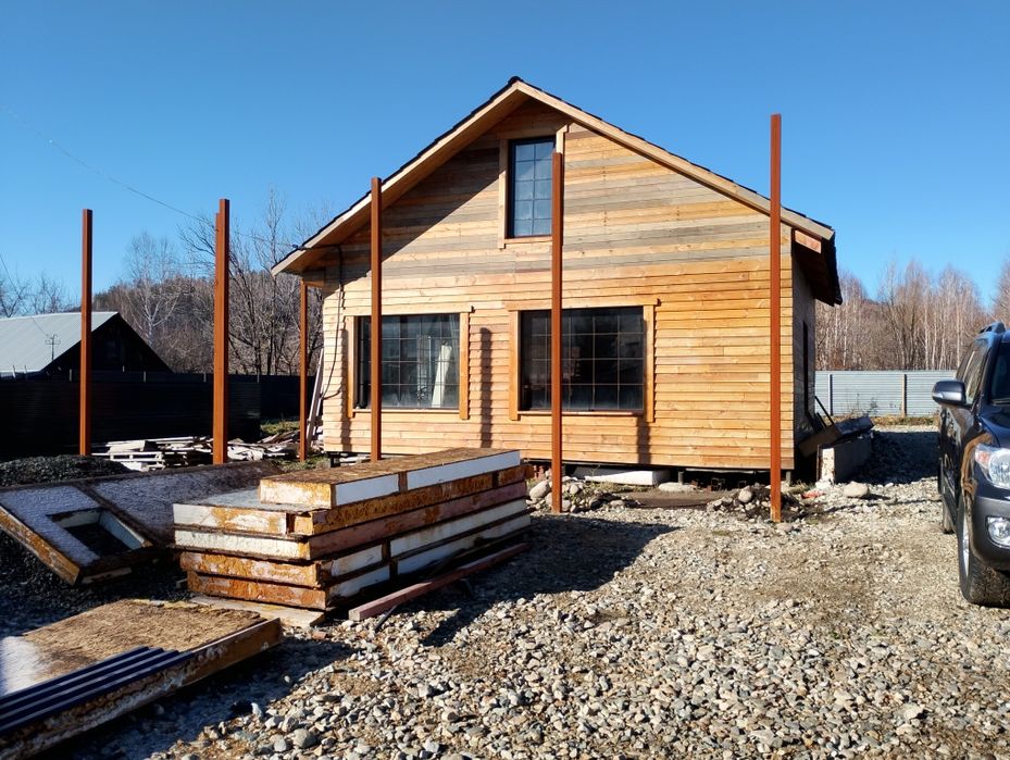 Продам недостроенный дом на 2 районе