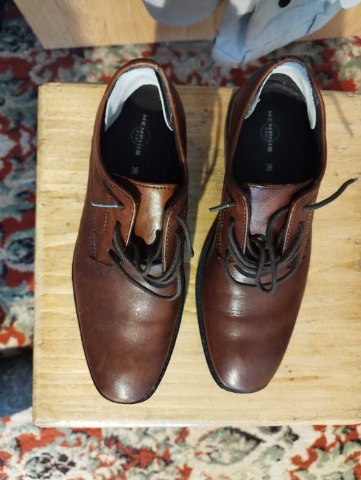 Pantofi piele maro Memphis că noi