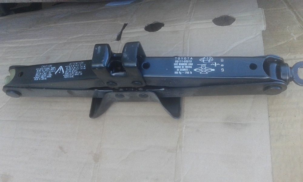 Toyota Yaris 2006-2011 за части