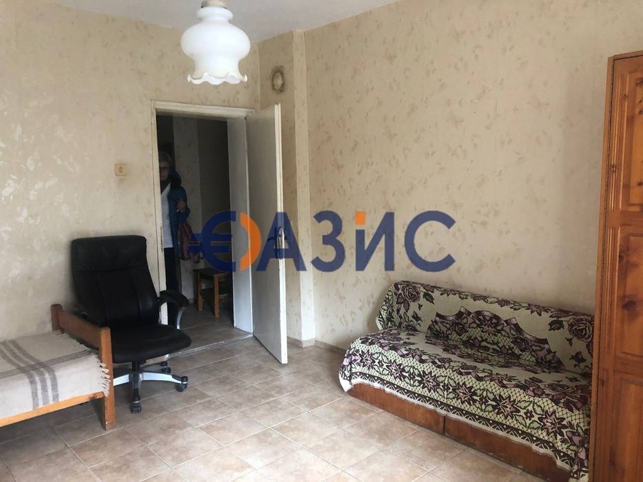 # 30978614 етаж 138 кв. м (4 отделни стаи с 4 баня)( + гараж 22 кв. м