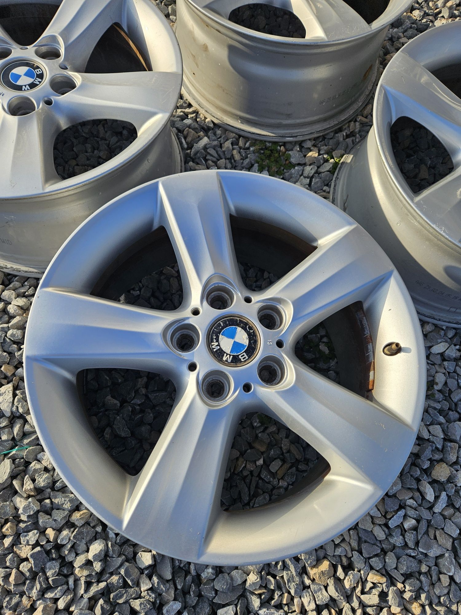 5х120 17.цола..8.ж..ет.47 оргинални BMW