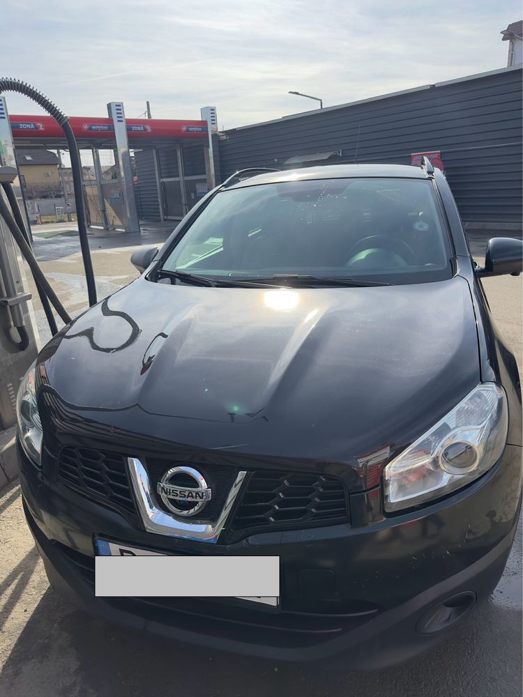 Nissan Qashqai (J10) Versiune F05 din 2013, cutie automată, 2/4x4