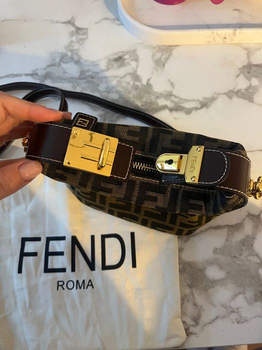 Geanta de umar FENDI