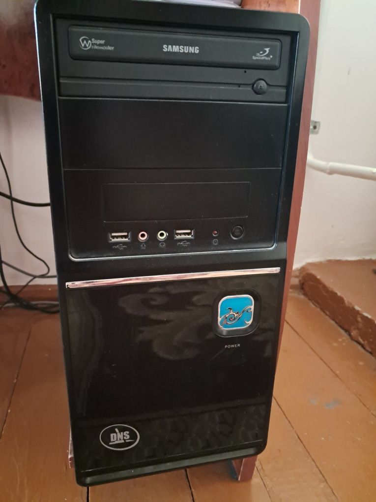 Protsessor + monitor