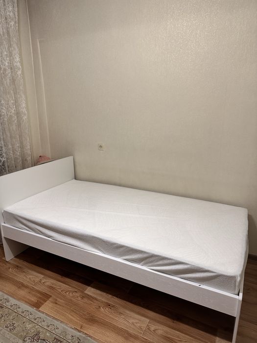 Односпальная кровать