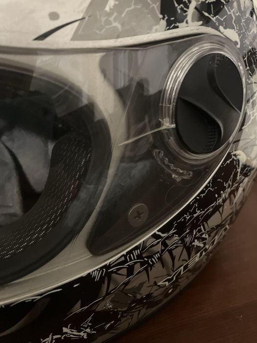 Мотошлем не пользованный