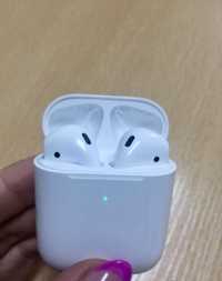 Продам AirPods 2 оригинал