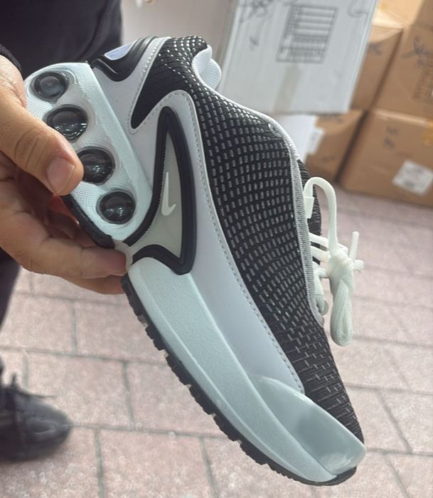 Нови обувки Nike air max DN