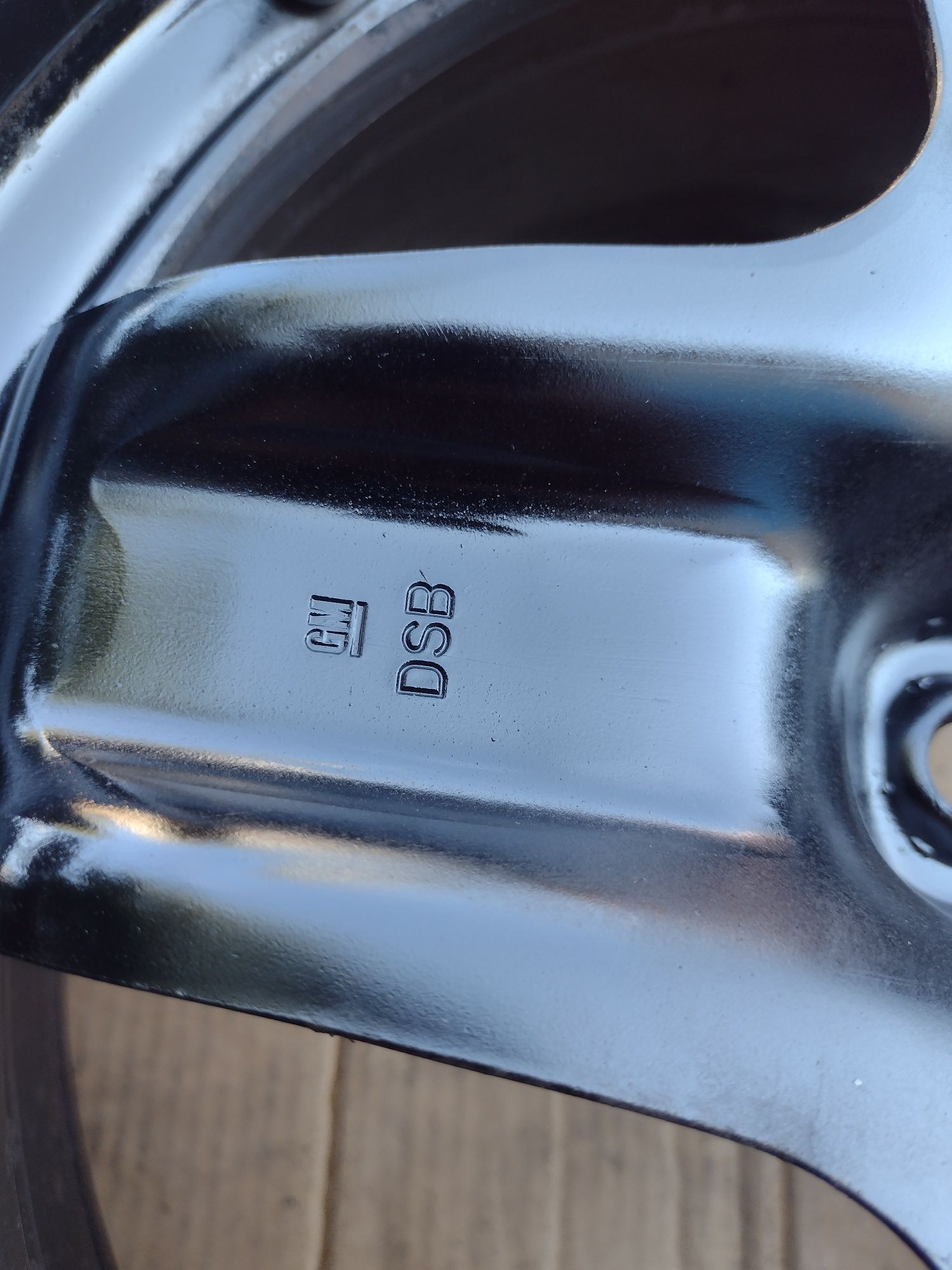 Перфектни 17-5х105 ЕТ42 7 j Opel Astra J