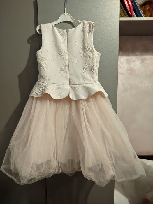 Детска рокля 122  размер