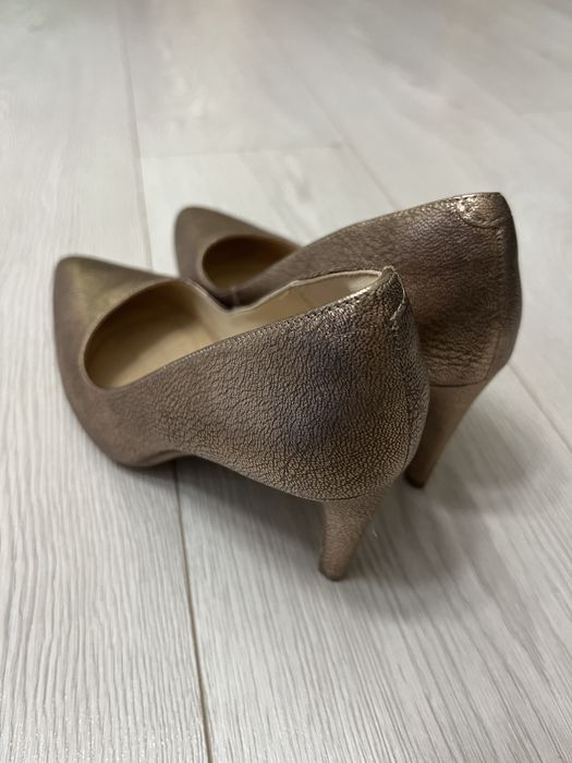 Pantofi eleganti