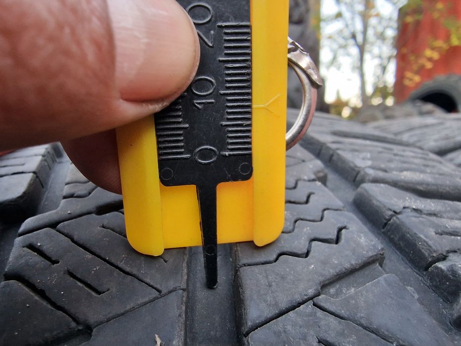 Anvelope 215/65R16C marca Michelin, DOT 2022, 7 mm