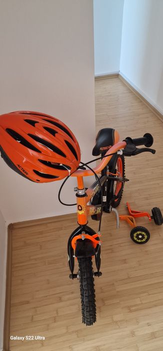 Vând bicicleta de copii