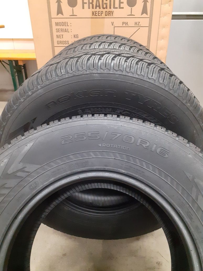 255/70R16 111H 4бр. NOKIAN WR SUV4