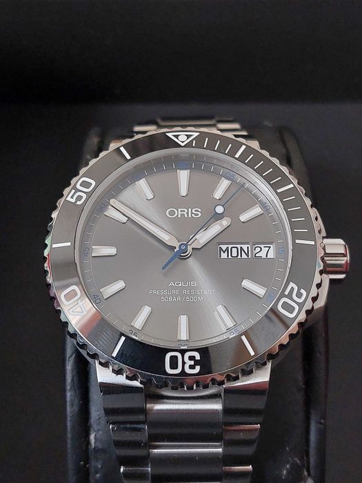 ORIS Aquis Hammerhead Limited Edition Diver 45mm Day/Date