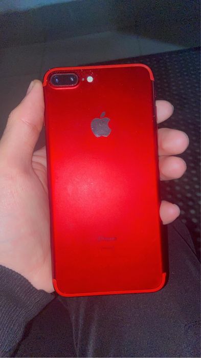 Iphone 7plus .Память 128гб.
