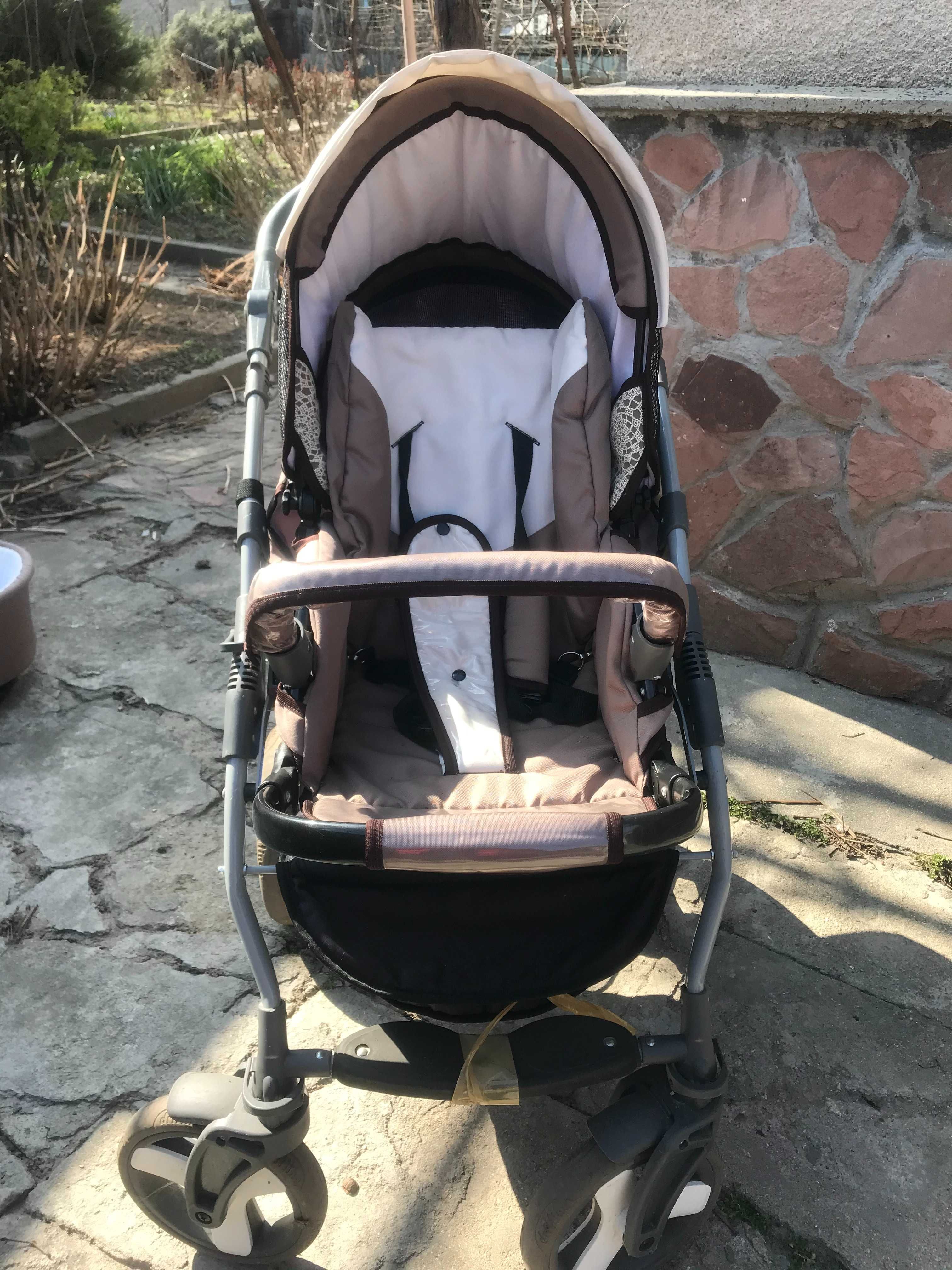 Комбинирана  бебешка количка 3 в 1  Maxi-Cosi